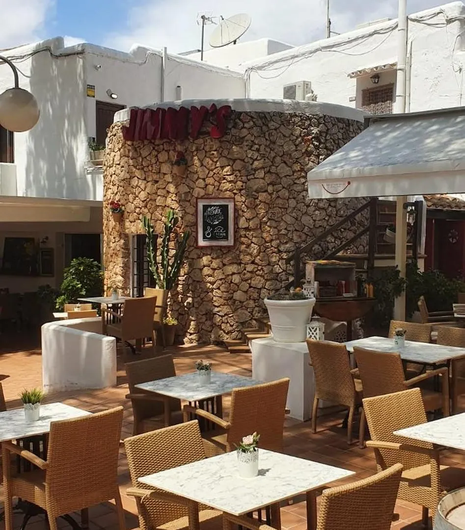 Casa Fernando Tarrago의 연락처